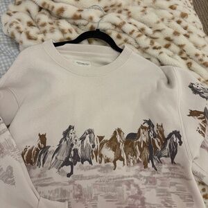 Abercrombie horse crewneck